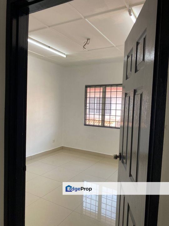 2 1/2 Tingkat Teres Bandar Country, Rawang, Selangor, Rawang