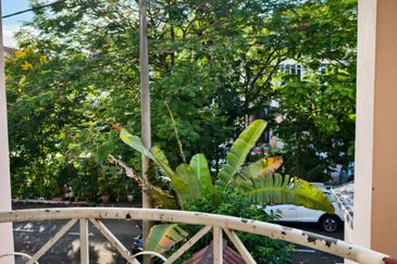 Lorong Perda Timur 16