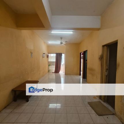 Shoplot Apartment Pusat Hentian Kajang, Selangor, Kajang