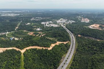 FREEHOLD INT’L LOT 3 Ekar di KG LADANG, TANJUNG KUPANG [MURAH]