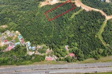 FREEHOLD INT’L LOT 3 Ekar di KG LADANG, TANJUNG KUPANG [MURAH]