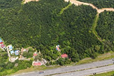 FREEHOLD INT’L LOT 3 Ekar di KG LADANG, TANJUNG KUPANG [MURAH]