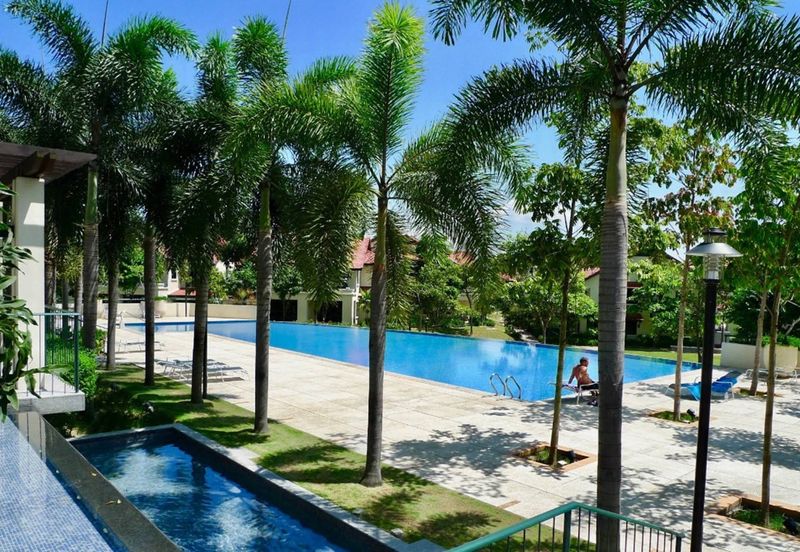 Desa ParkCity (Nadia Parkfront Condominium)