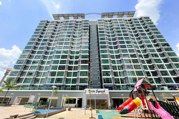 Vista Alam Serviced Apartment