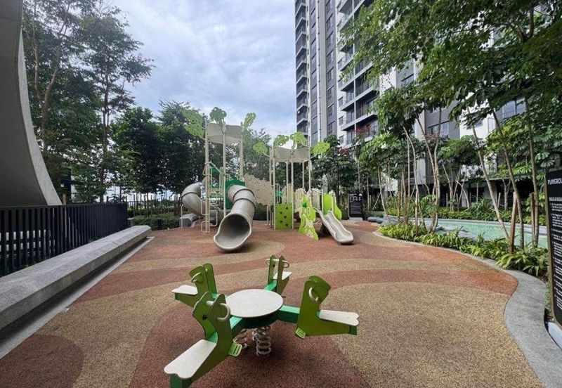 Residensi M Arisa Pelangi