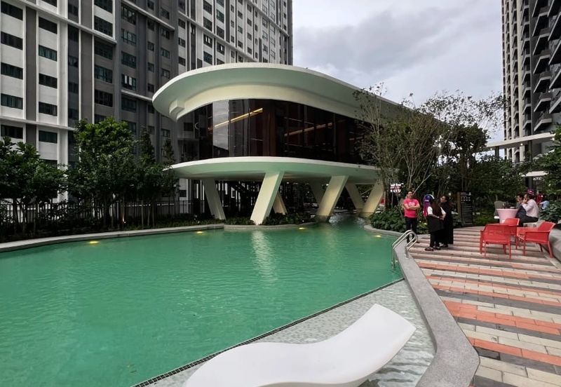 Residensi M Arisa Pelangi