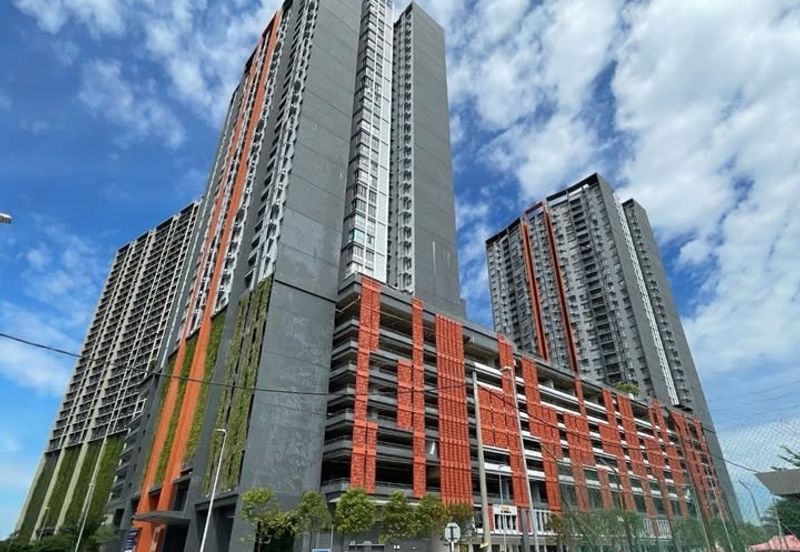 Gravit8 @ Klang South