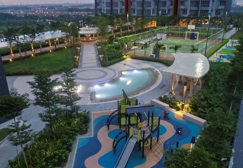 Gravit8 @ Klang South