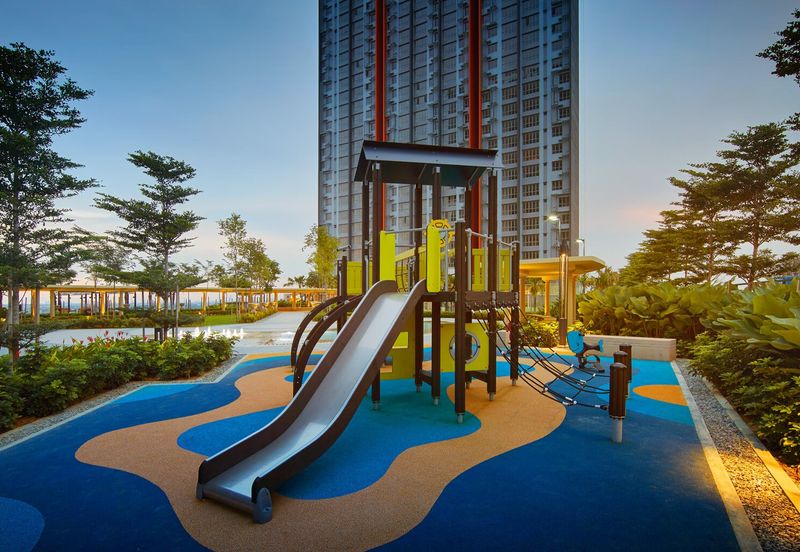 Gravit8 @ Klang South