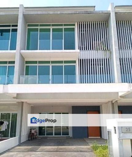 3 Storey Super Link house below market value , Selangor, Puchong