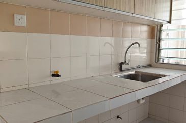 PUNCAK BANYAN CONDOMINIUM