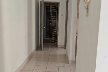 PUNCAK BANYAN CONDOMINIUM