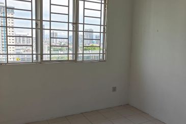 PUNCAK BANYAN CONDOMINIUM