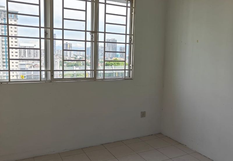 PUNCAK BANYAN CONDOMINIUM