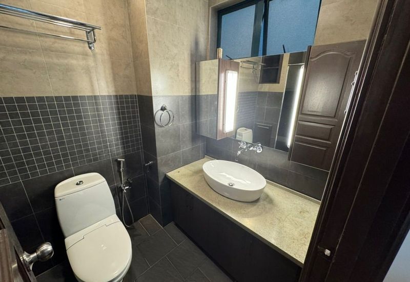 Corinthian Condominium