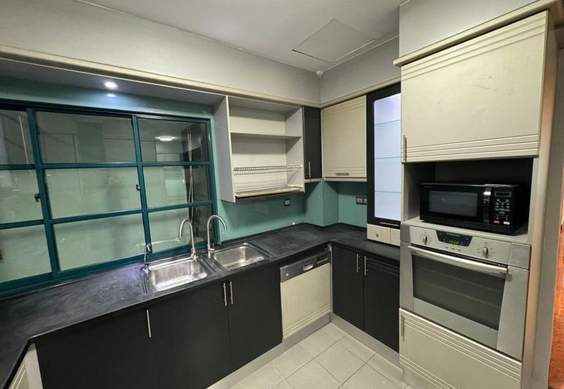 Corinthian Condominium