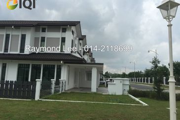 Tenderfields @ Eco Majestic