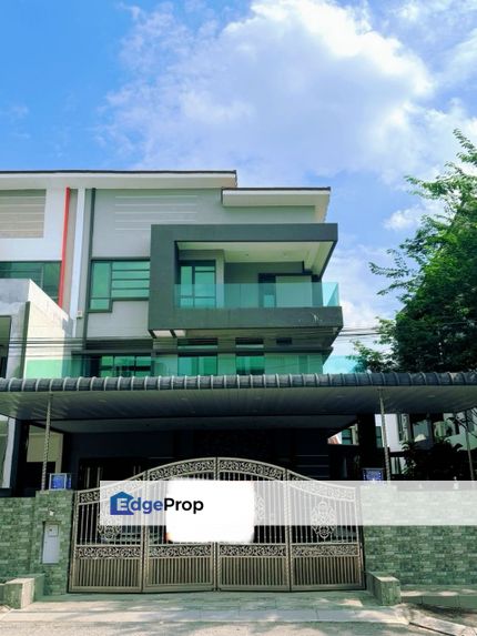 Panorama Lapangan Kinara 3 Storey Semi D For Sale, Perak, Kinta
