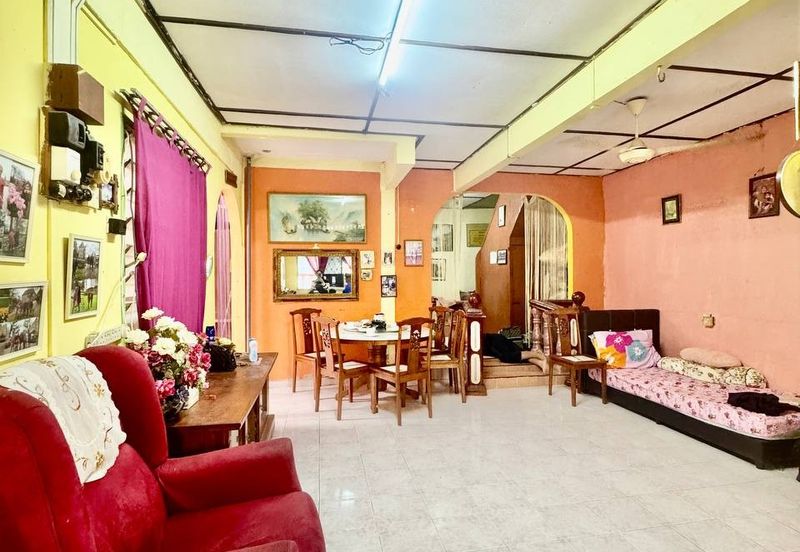 Taman Jujur, Sikamat