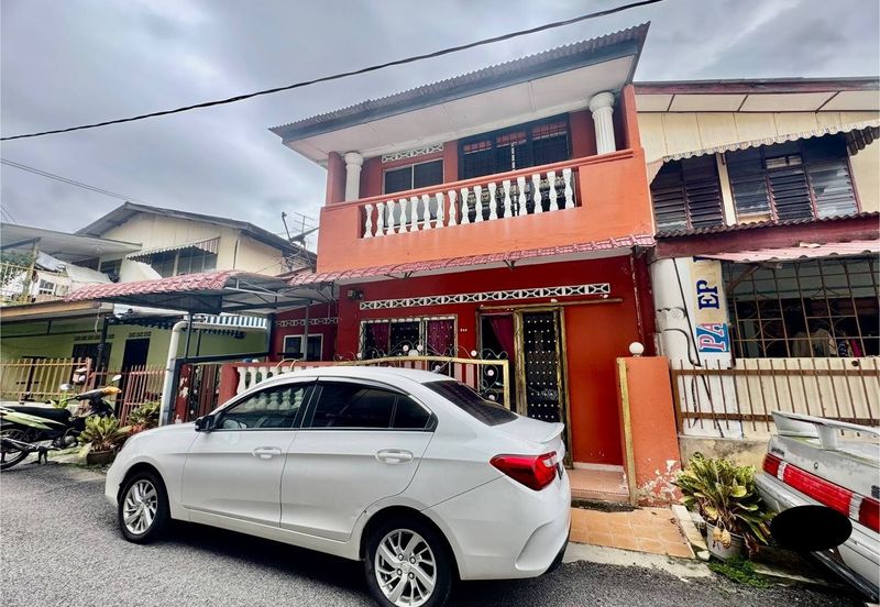 Taman Jujur, Sikamat