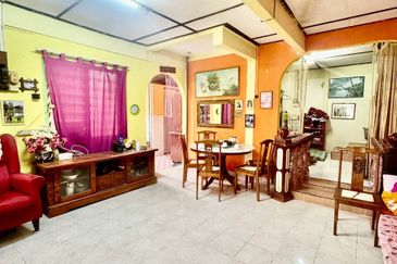 Taman Jujur, Sikamat