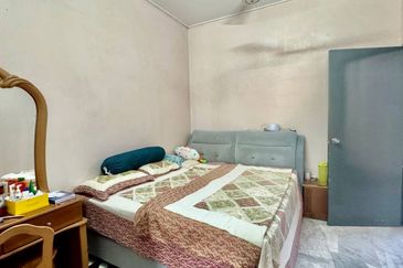 Persiaran Puncak Alam 1 