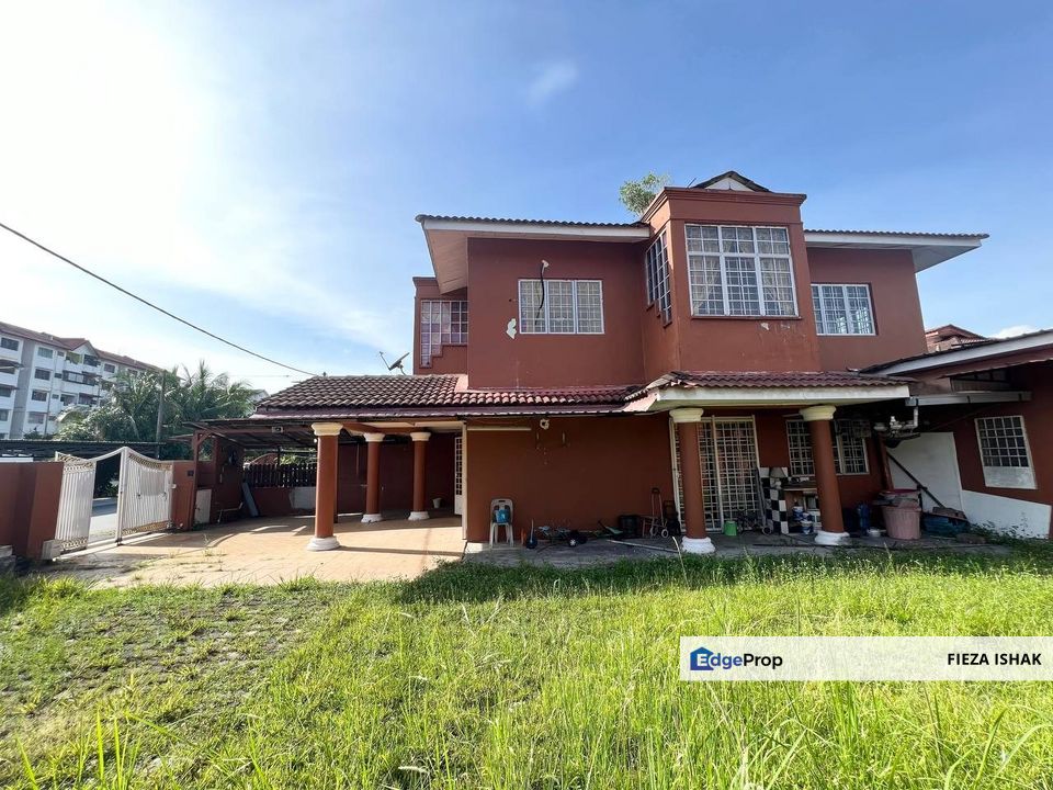 Seksyen 6 Kota Damansara 2-Storey End Lot For Sale, Selangor, Kota Damansara