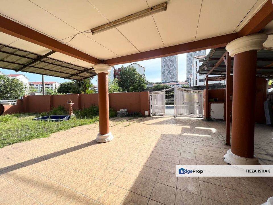 Seksyen 6 Kota Damansara 2-Storey End Lot For Sale, Selangor, Kota Damansara