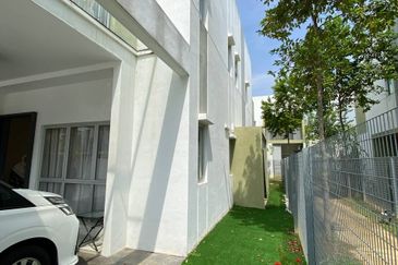 Casa Wood, CyberSouth