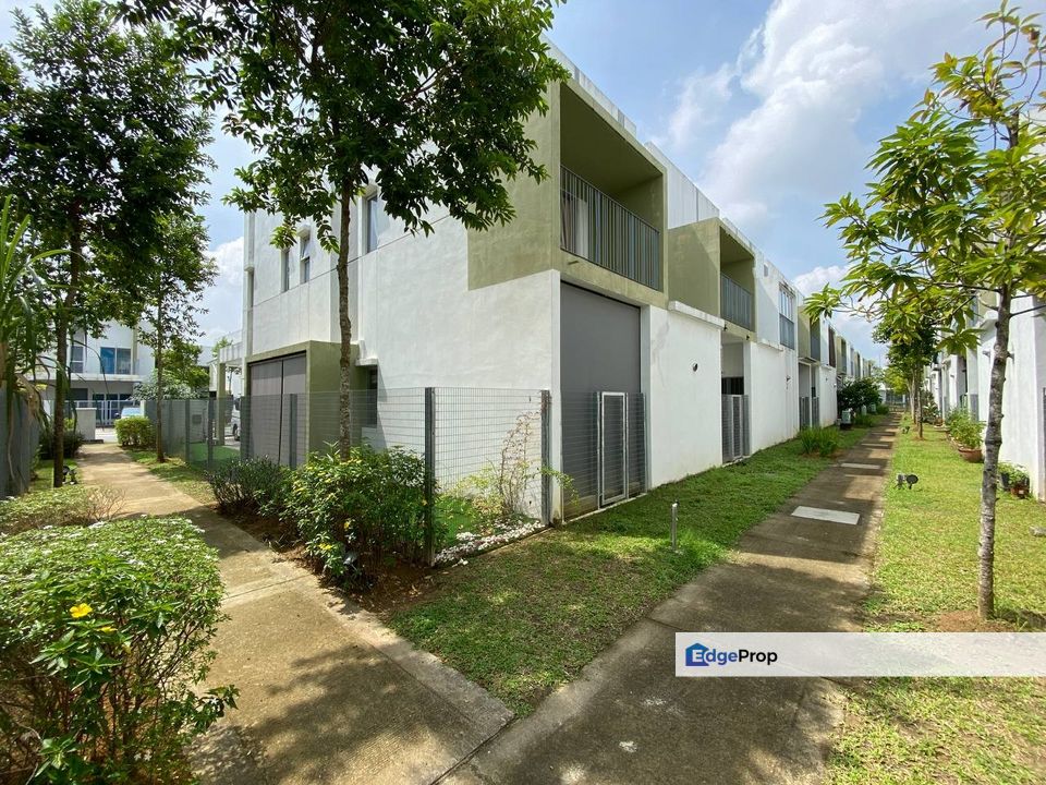 Casawood Cybersouth 2 Storey Terrace House For Sale, Selangor, Dengkil