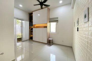 Casa Wood, CyberSouth