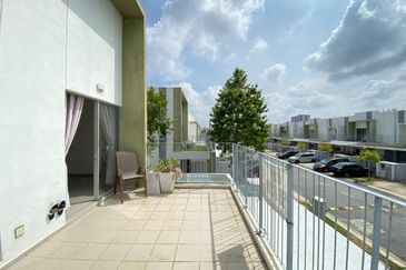 Casa Wood, CyberSouth