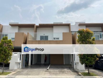 Casa Bluebell Cybersouth Townhouse For Sale, Selangor, Dengkil
