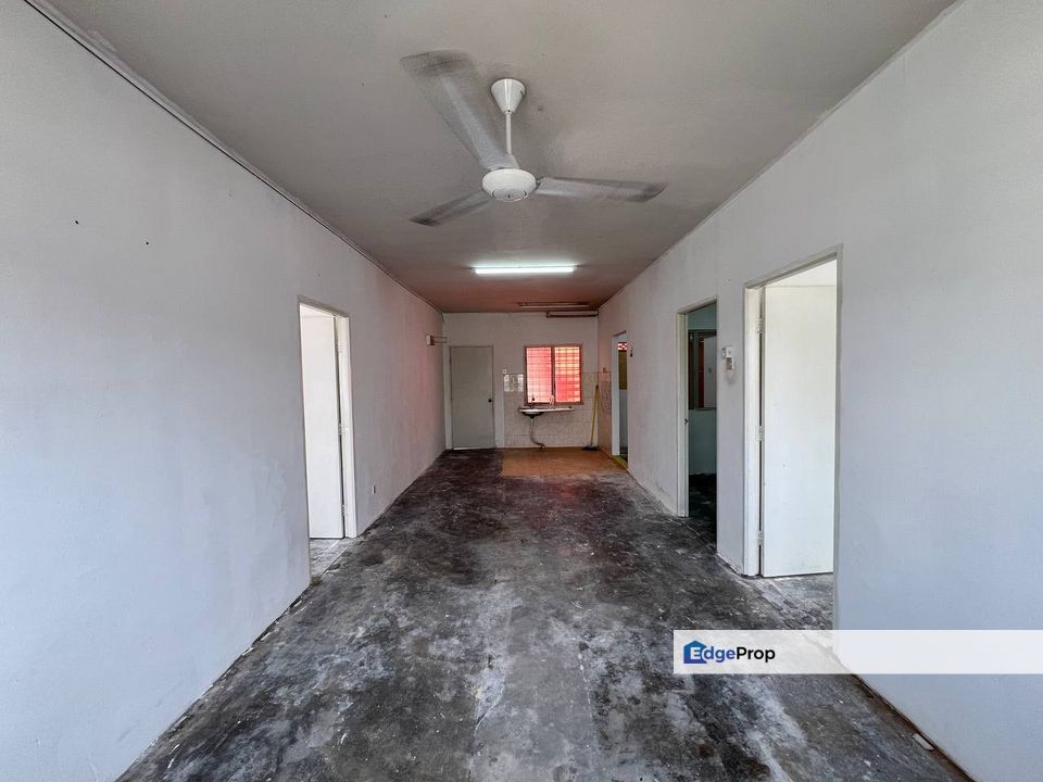 Bandar Saujana Putra Pangsapuri Seri Saujana For Sale, Selangor, Bandar Saujana Putra