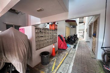 Pangsapuri Seri Saujana