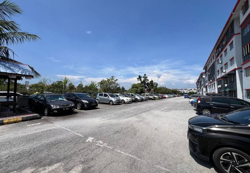 Pangsapuri Seri Saujana