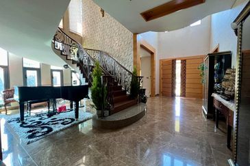 Perdana Lakeview East