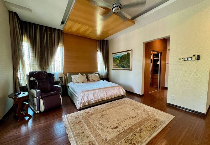 Perdana Lakeview East