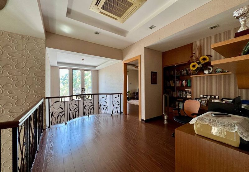 Perdana Lakeview East