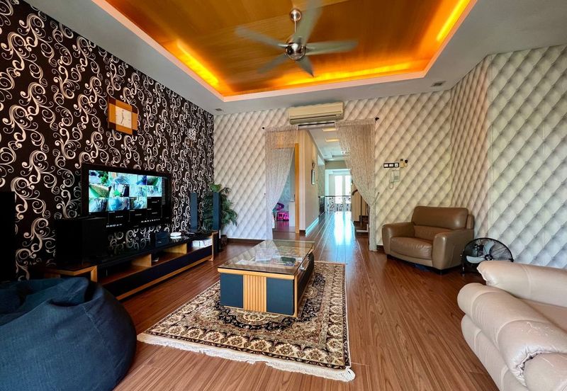 Perdana Lakeview East