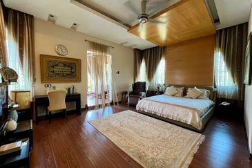 Perdana Lakeview East