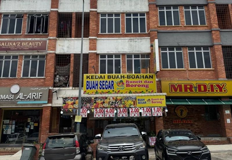 Jalan Pulau Lumut P U10/P @ Alam Budiman