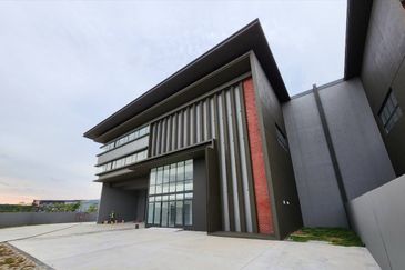 Elmina Business Park