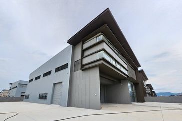 Elmina Business Park