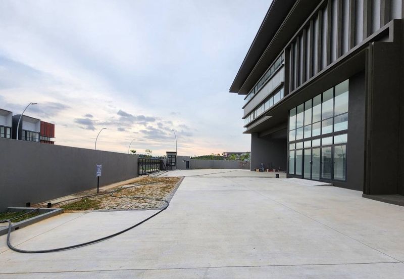 Elmina Business Park