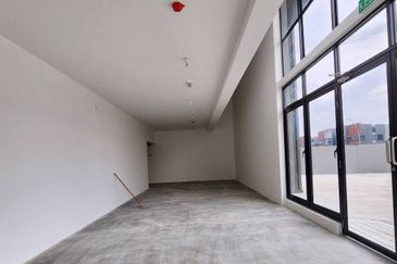 Elmina Business Park