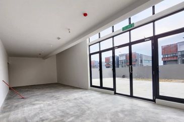 Elmina Business Park