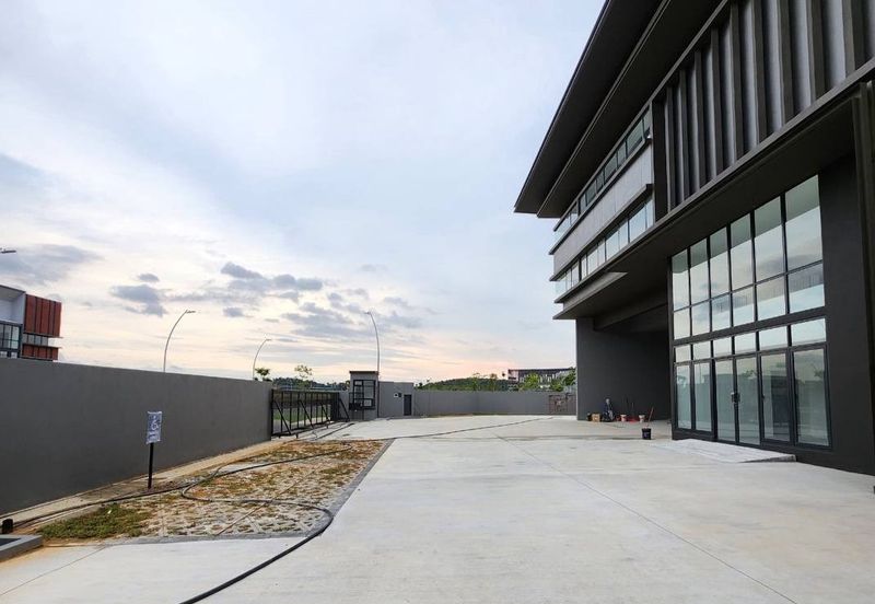 Elmina Business Park