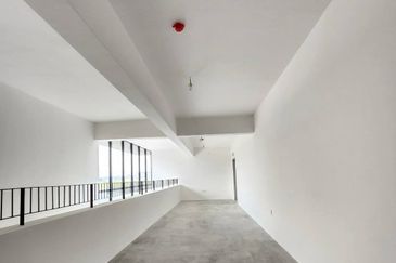 Elmina Business Park