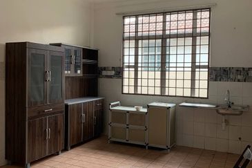 1.5 Storey SEMI-D Puncak Alam Selangor